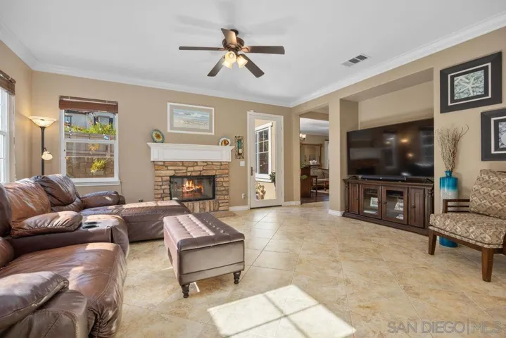 Den/Family/Great Room