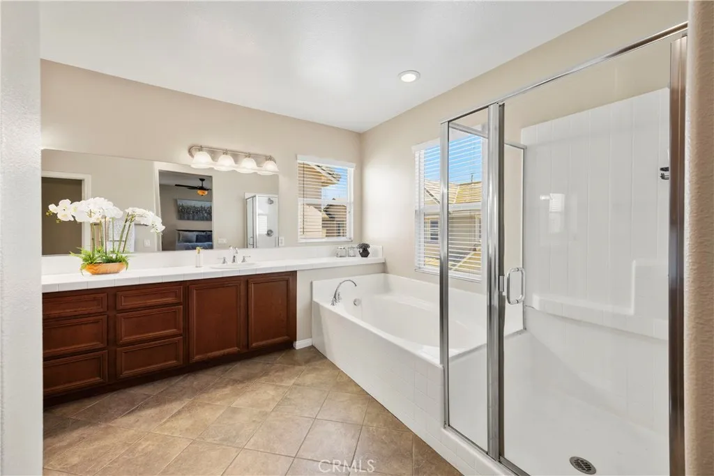 Primary bath