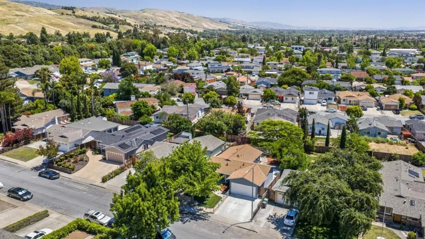 448 Greathouse Drive, Milpitas, California 95035