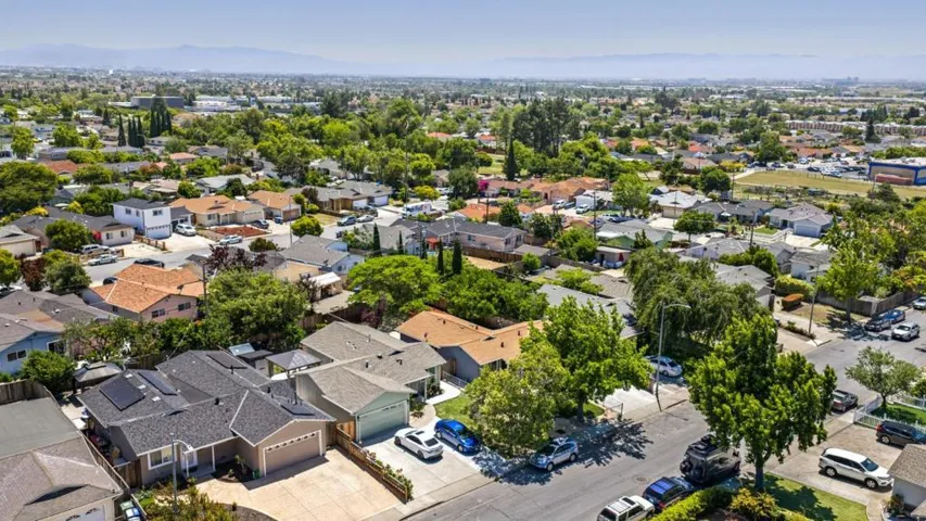 448 Greathouse Drive, Milpitas, California 95035
