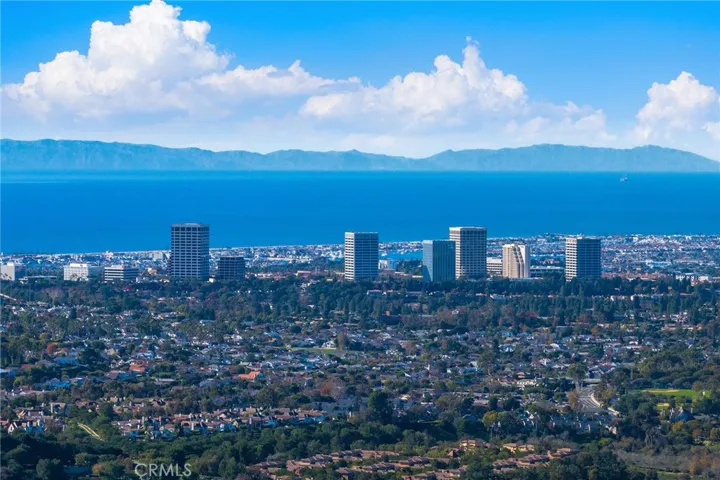 5 Chester, Irvine, California 92603