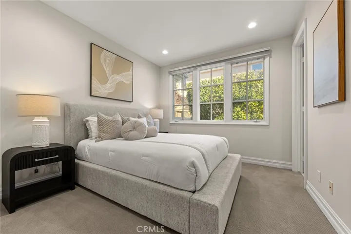 5 Chester, Irvine, California 92603