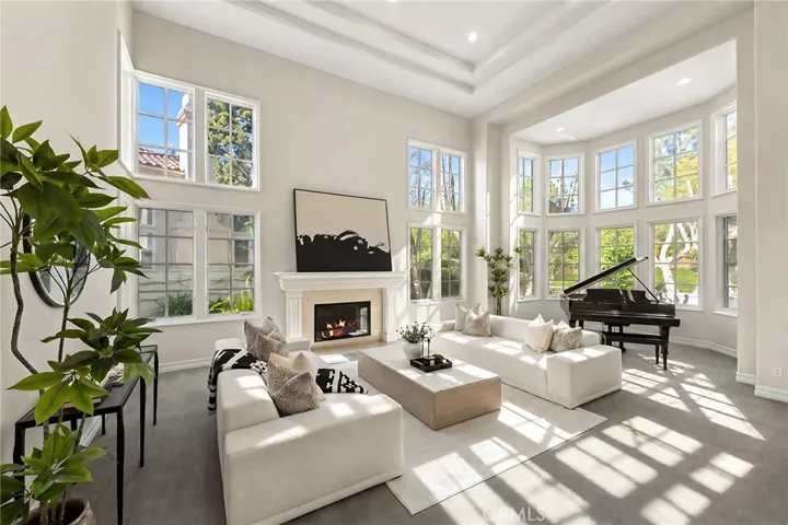 5 Chester, Irvine, California 92603