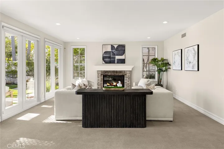 5 Chester, Irvine, California 92603