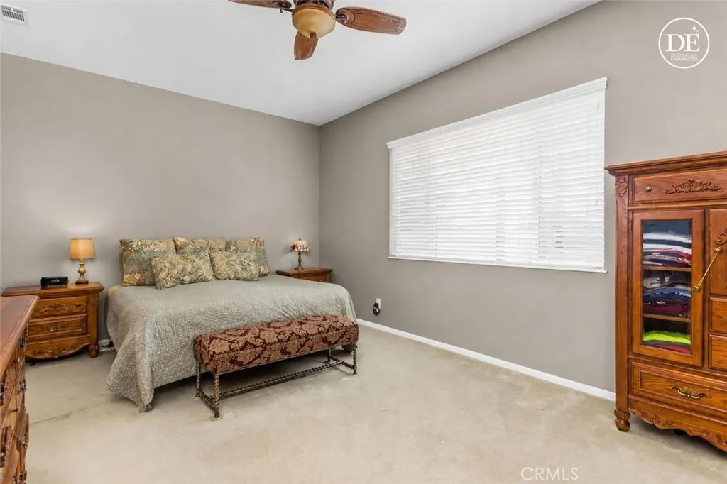 Wall Color Changed using AI To Show Neutral Wall Color