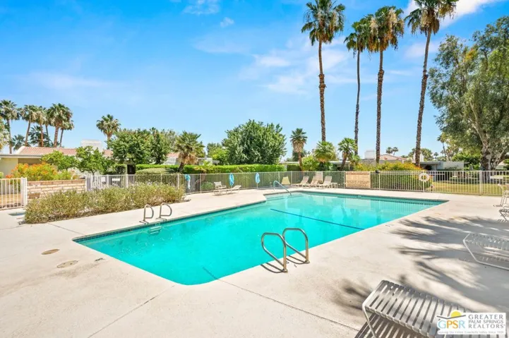 2117 Sunshine Way, Palm Springs, California 92264