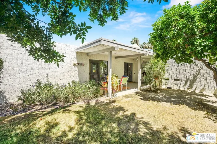2117 Sunshine Way, Palm Springs, California 92264