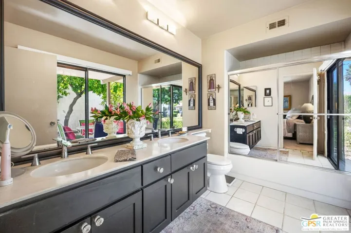 2117 Sunshine Way, Palm Springs, California 92264