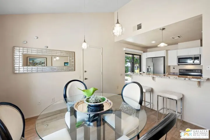 2117 Sunshine Way, Palm Springs, California 92264