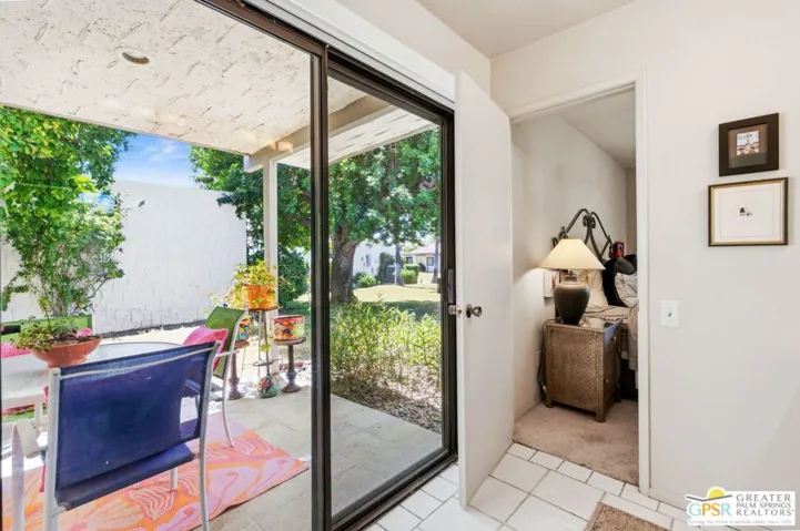 2117 Sunshine Way, Palm Springs, California 92264