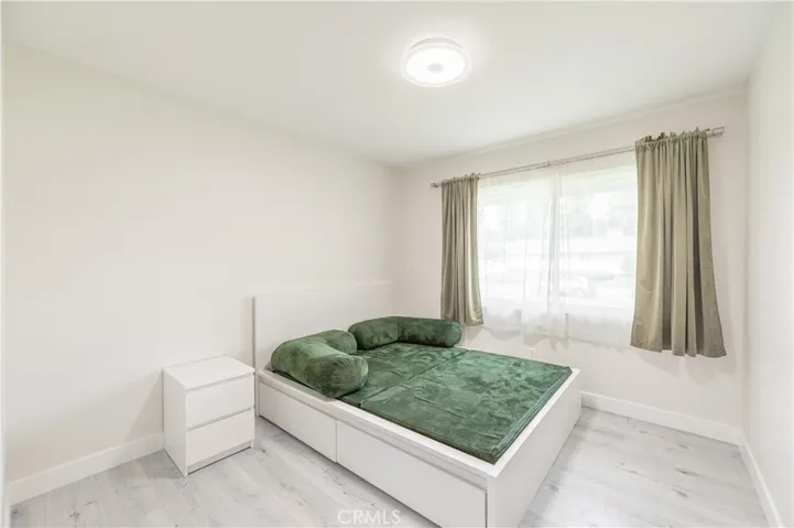 10111 Oso Avenue, Chatsworth, California 91311