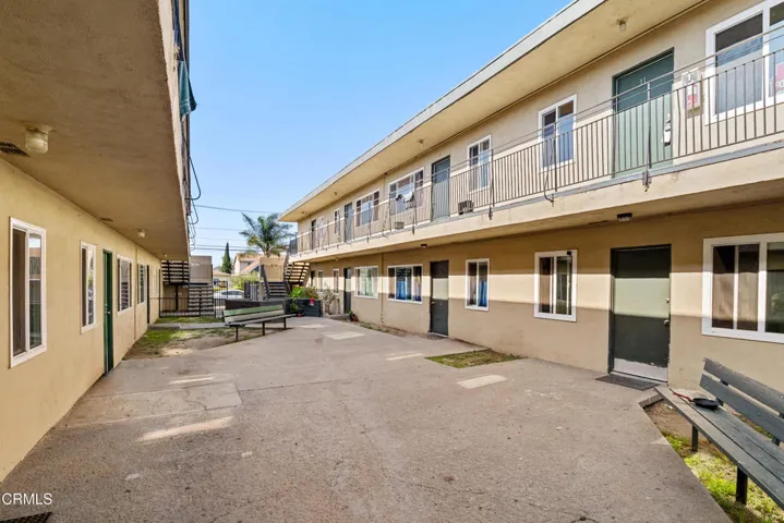 18-450_Hill_St_-_18