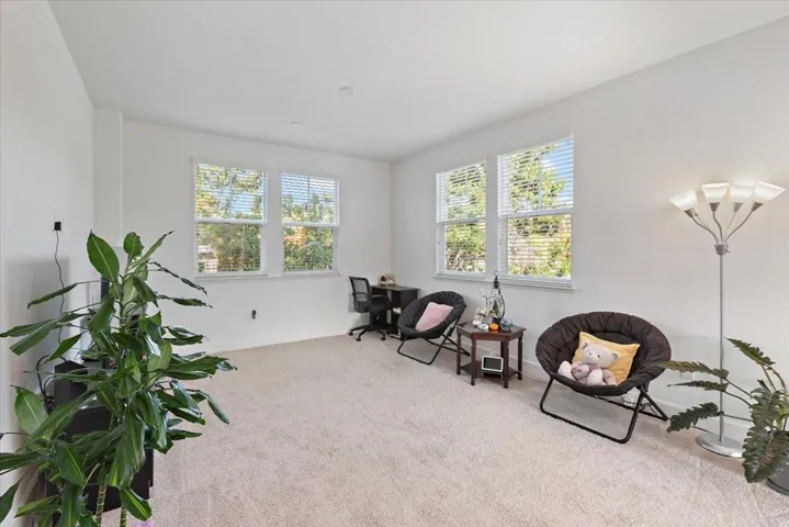2041 Atlas Loop, Mountain View, California 94043