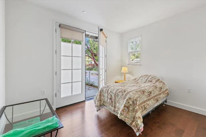 2041 Atlas Loop, Mountain View, California 94043