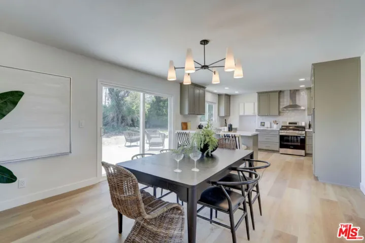 476 Jeanne Court, Newbury Park, California 91320