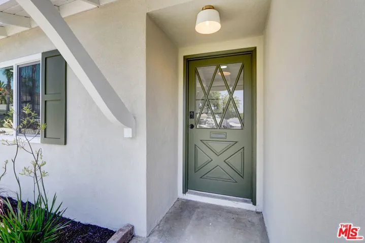 476 Jeanne Court, Newbury Park, California 91320