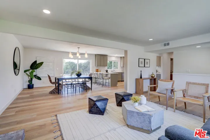 476 Jeanne Court, Newbury Park, California 91320