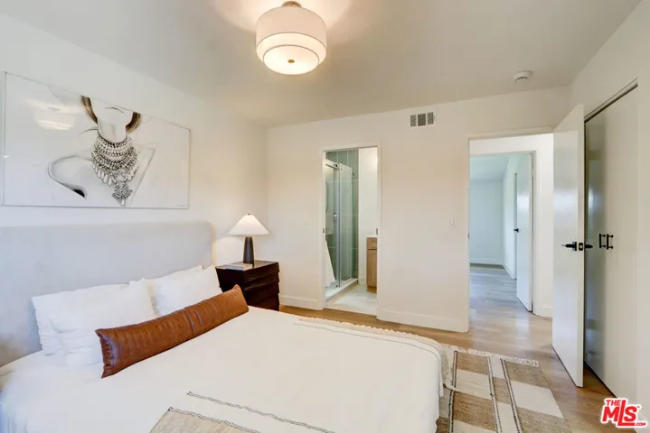 476 Jeanne Court, Newbury Park, California 91320