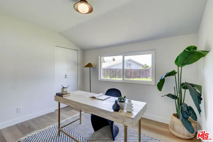 476 Jeanne Court, Newbury Park, California 91320