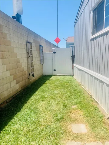 Side view Patio