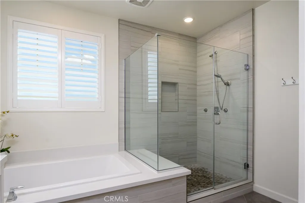 Primary Bathroom Bath Area