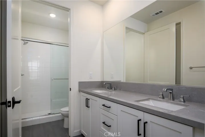 Downstairs Ensuite Bathroom