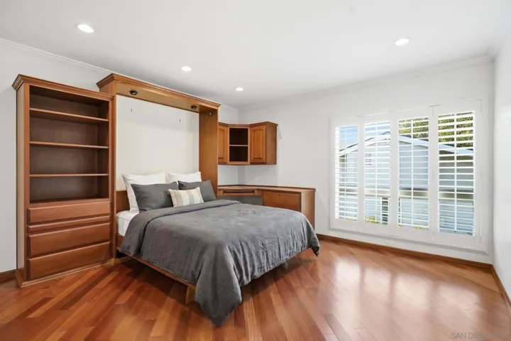 https://zimg.paragon.ice.com/ParagonImages/Property/PA/SDMLS/-526849/12/533/400/c6d7ab7ca3cc2a24a36aaf14c871e142/3/19ade5a075e5ea24d6189f1c656c6241/-526849-896ed18a-8eb6-4963-97a9-816f7de4b244.JPG