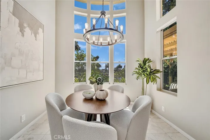 2466 Aquasanta, Tustin, California 92782