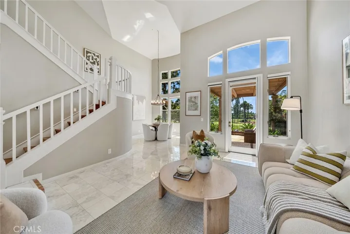 2466 Aquasanta, Tustin, California 92782
