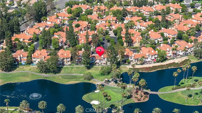 2466 Aquasanta, Tustin, California 92782