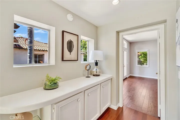 2466 Aquasanta, Tustin, California 92782