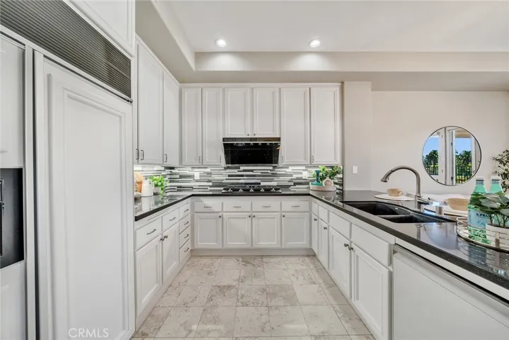 2466 Aquasanta, Tustin, California 92782