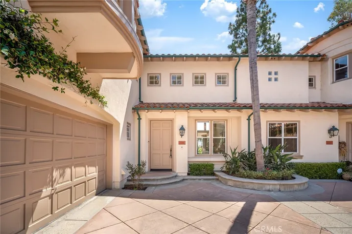 2466 Aquasanta, Tustin, California 92782