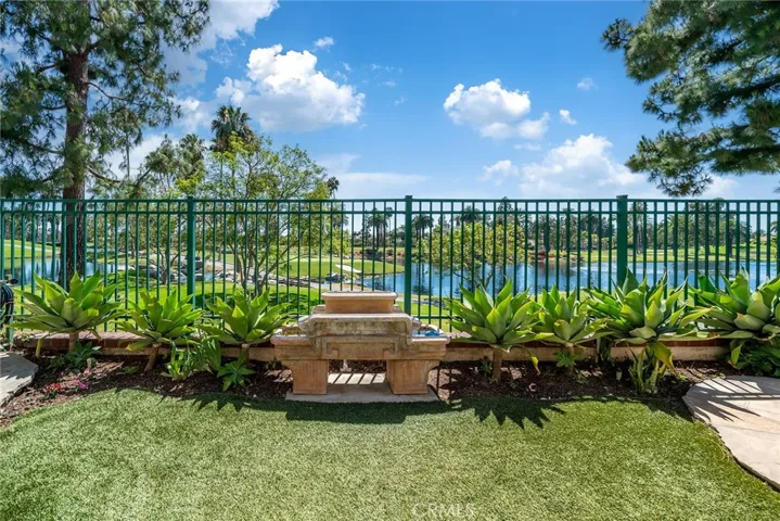 2466 Aquasanta, Tustin, California 92782