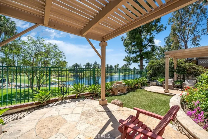 2466 Aquasanta, Tustin, California 92782