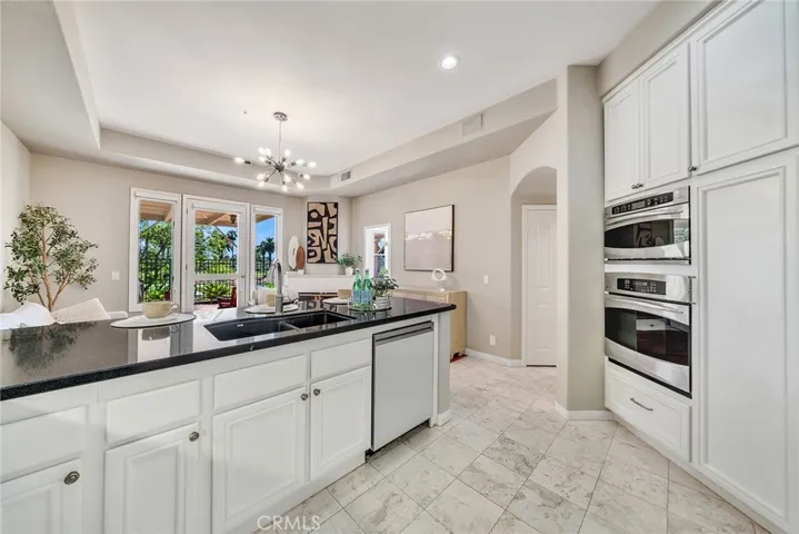 2466 Aquasanta, Tustin, California 92782