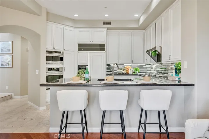 2466 Aquasanta, Tustin, California 92782