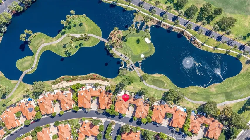 2466 Aquasanta, Tustin, California 92782