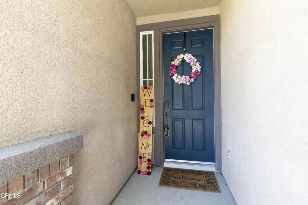 01_front_exterior_1