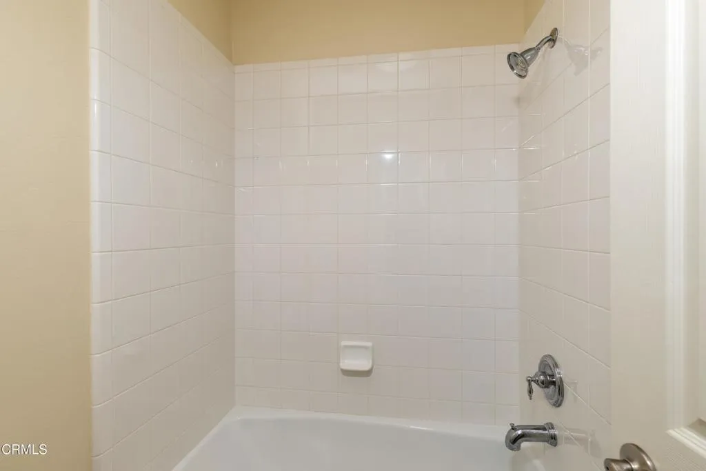 27_bathroom_4