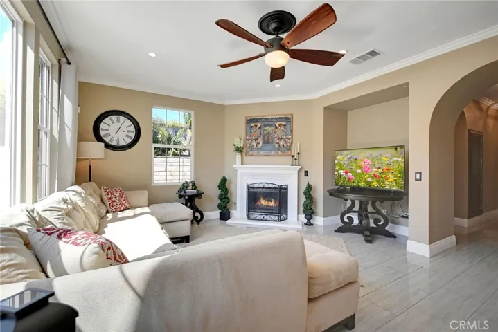 4330 Altivo Lane, Corona, California 92883