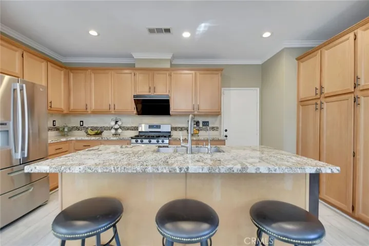 4330 Altivo Lane, Corona, California 92883