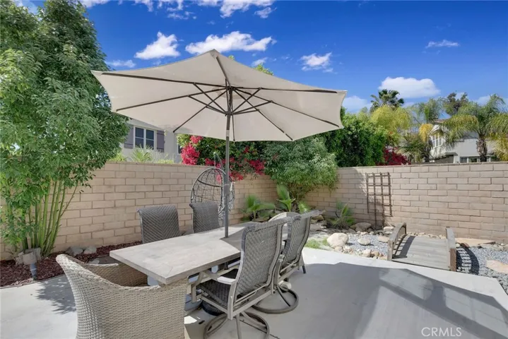 4330 Altivo Lane, Corona, California 92883