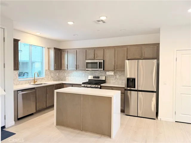 29502 Marx Way, Winchester, California 92596