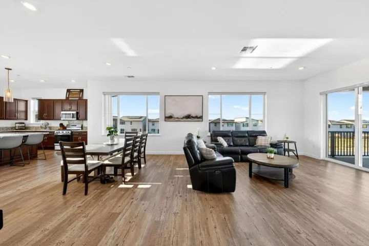 2466 Shore Vista, Fairfield, California 94533