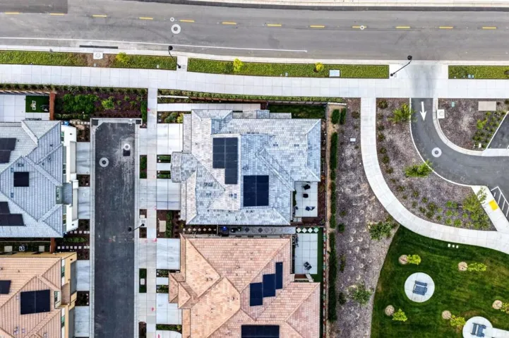 2466 Shore Vista, Fairfield, California 94533