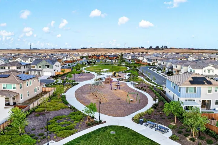 2466 Shore Vista, Fairfield, California 94533