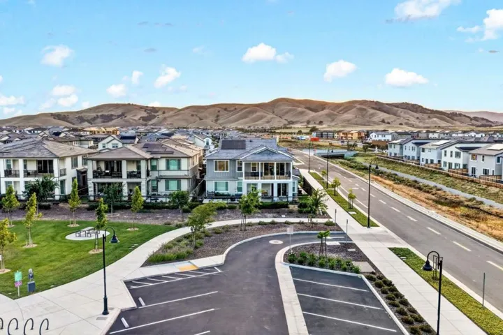 2466 Shore Vista, Fairfield, California 94533