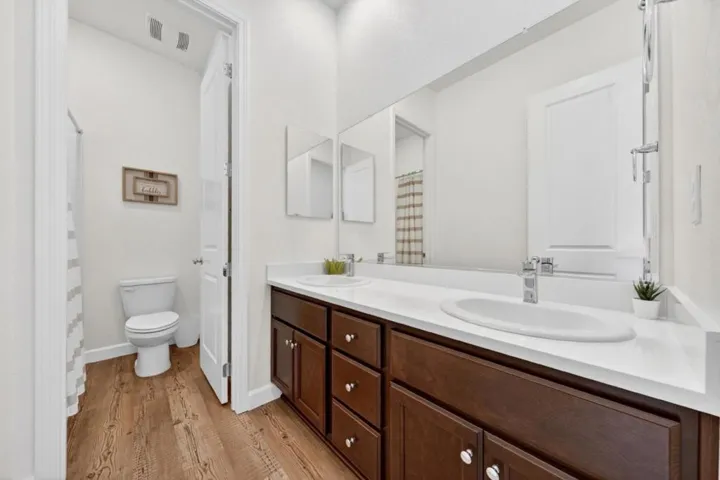 2466 Shore Vista, Fairfield, California 94533