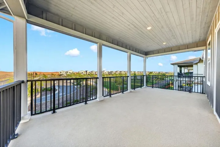 2466 Shore Vista, Fairfield, California 94533